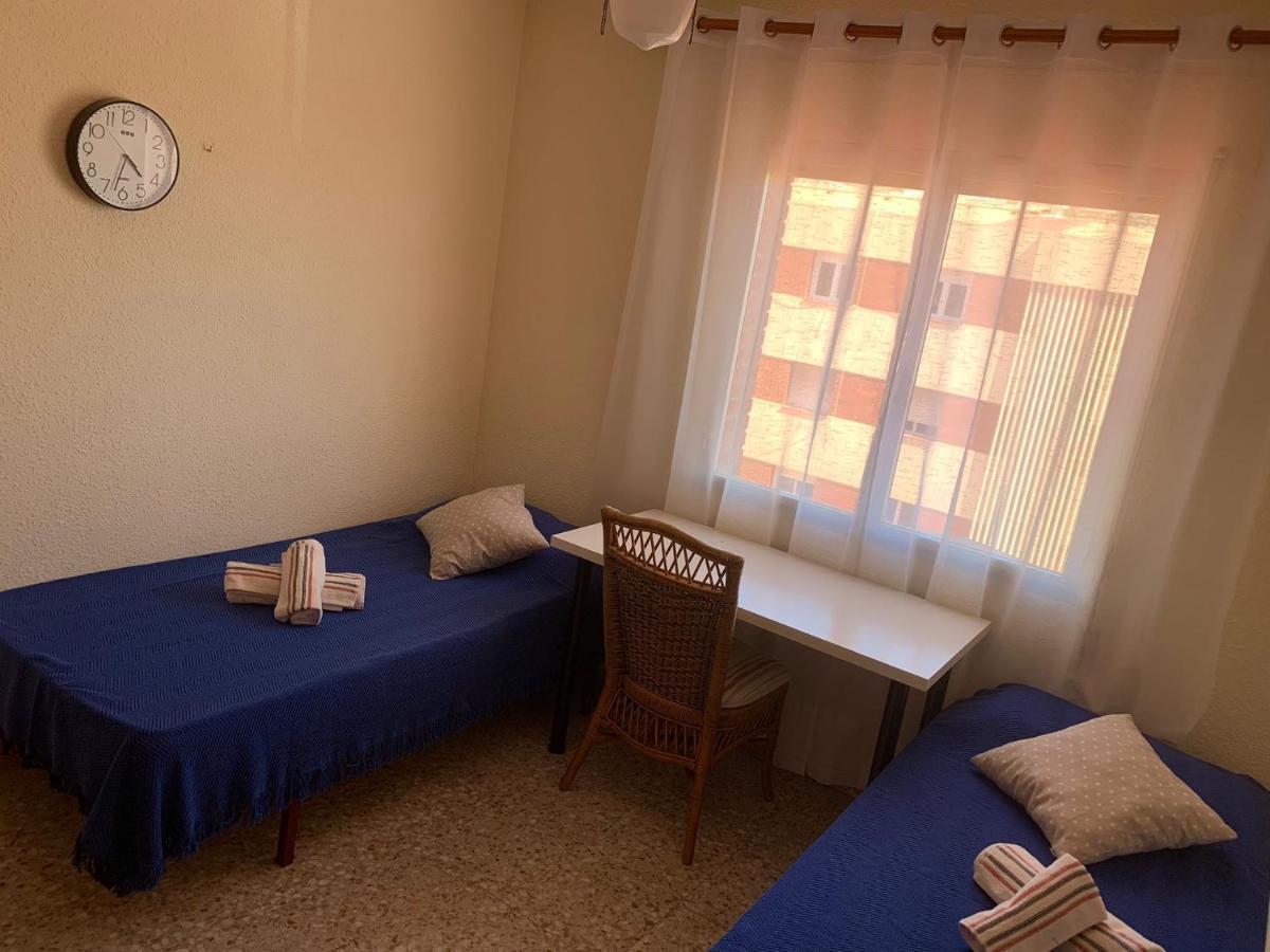 Cozy Room Guapo-Alicante Nearby The Beach And The Center Exteriör bild