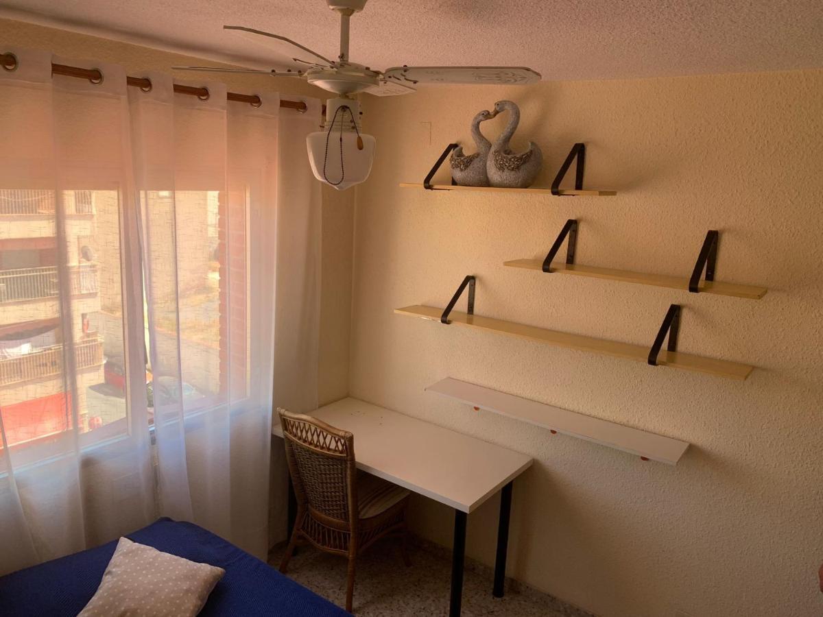 Cozy Room Guapo-Alicante Nearby The Beach And The Center Exteriör bild